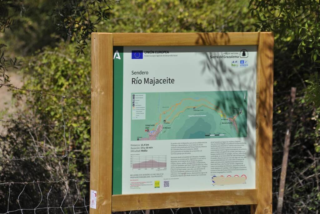Azahares Apartamento Turistico El Bosque Eksteriør bilde